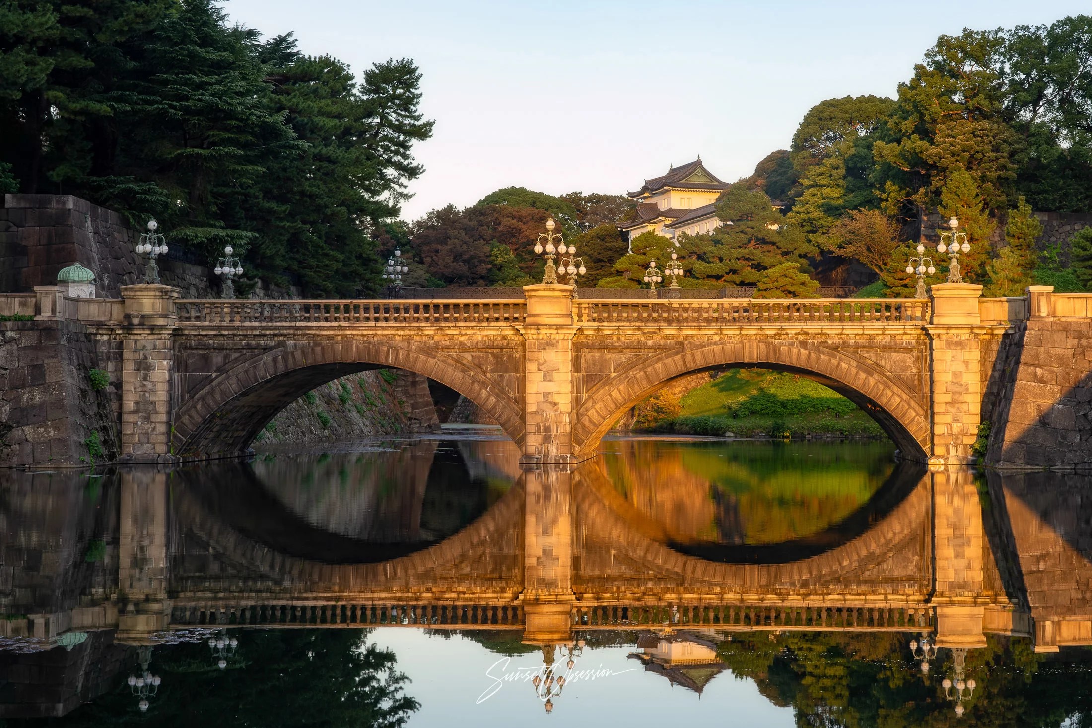 Imperial Palace in Tokyo is a great sunrise photography spot