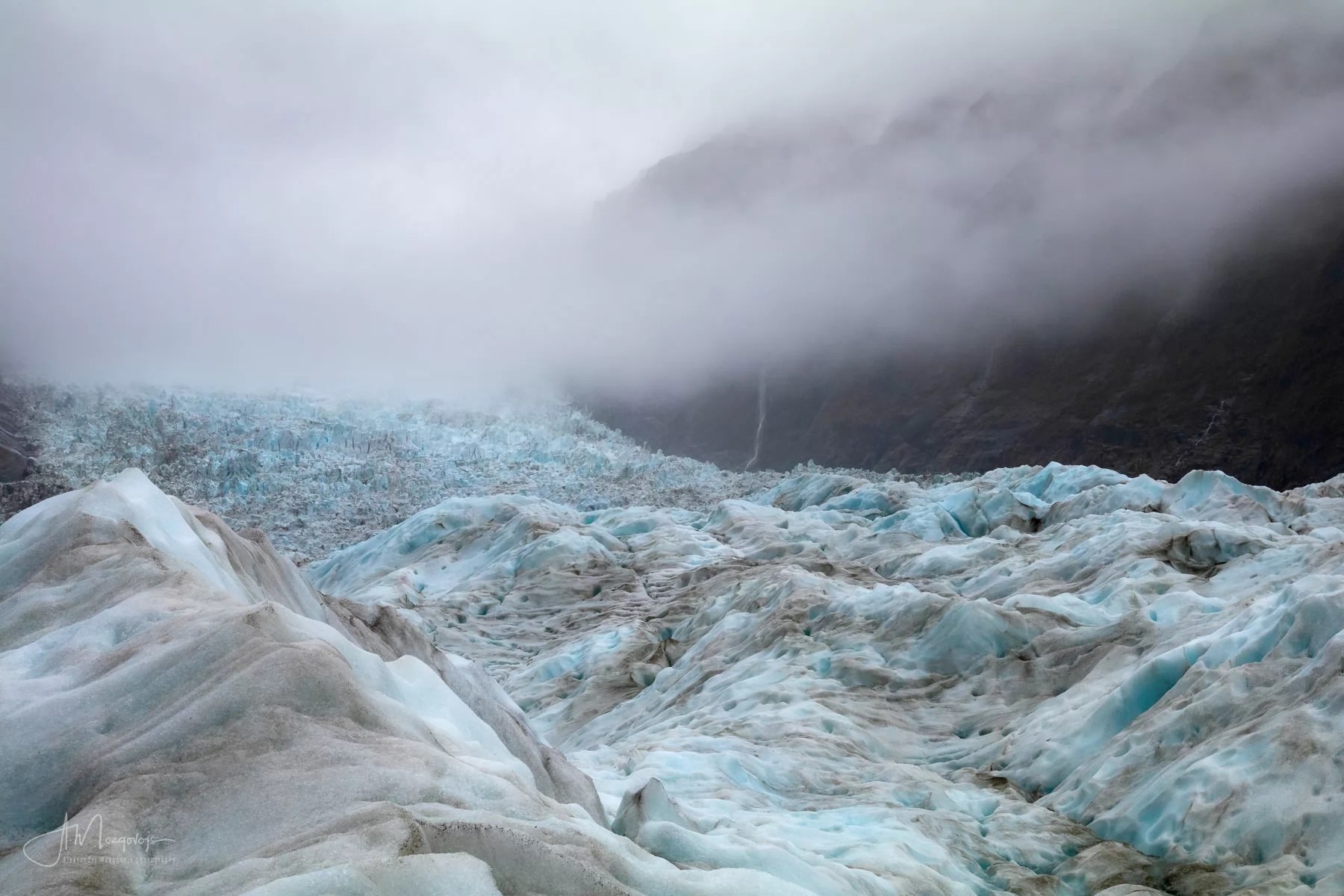 Bad weather rolling in at Fox Glacier hell hike