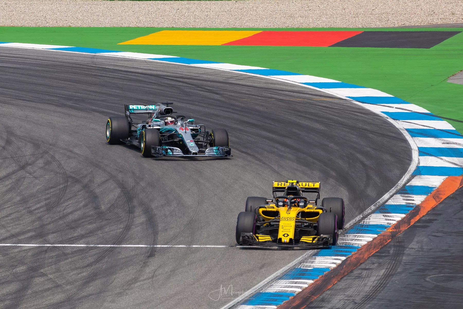 Hockenheimring, Germany. 22/07/2018. Grand Prix of Germany. F1 World Championship 2018. Lewis Hamilton, Mercedes and Carlos Sainz, Renault.