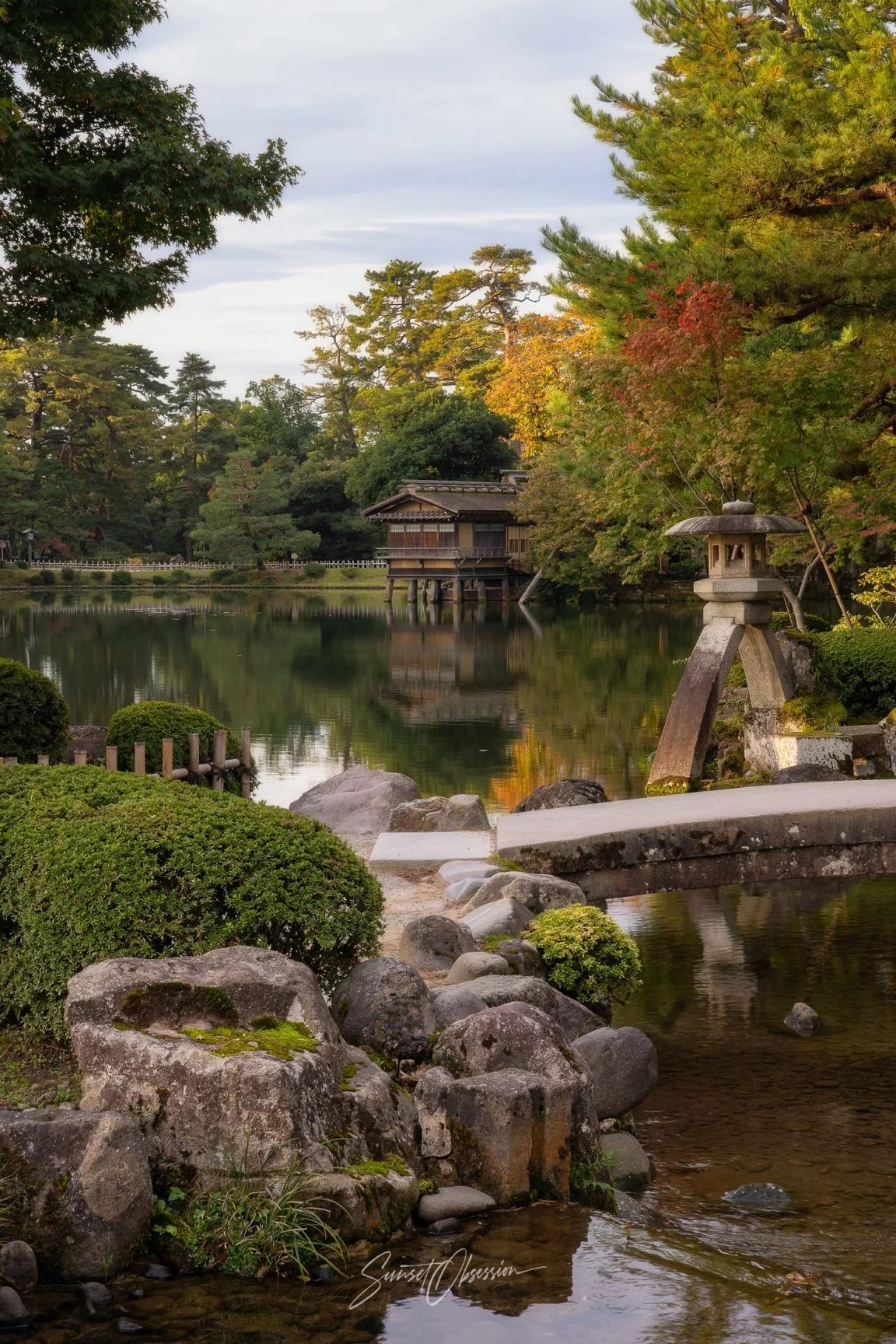 Early morning in Kenroku-en Garden, Kanazawa