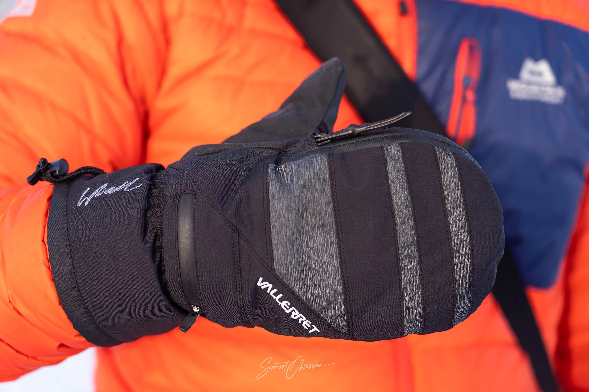 Skadi LRS is one good-looking mitten