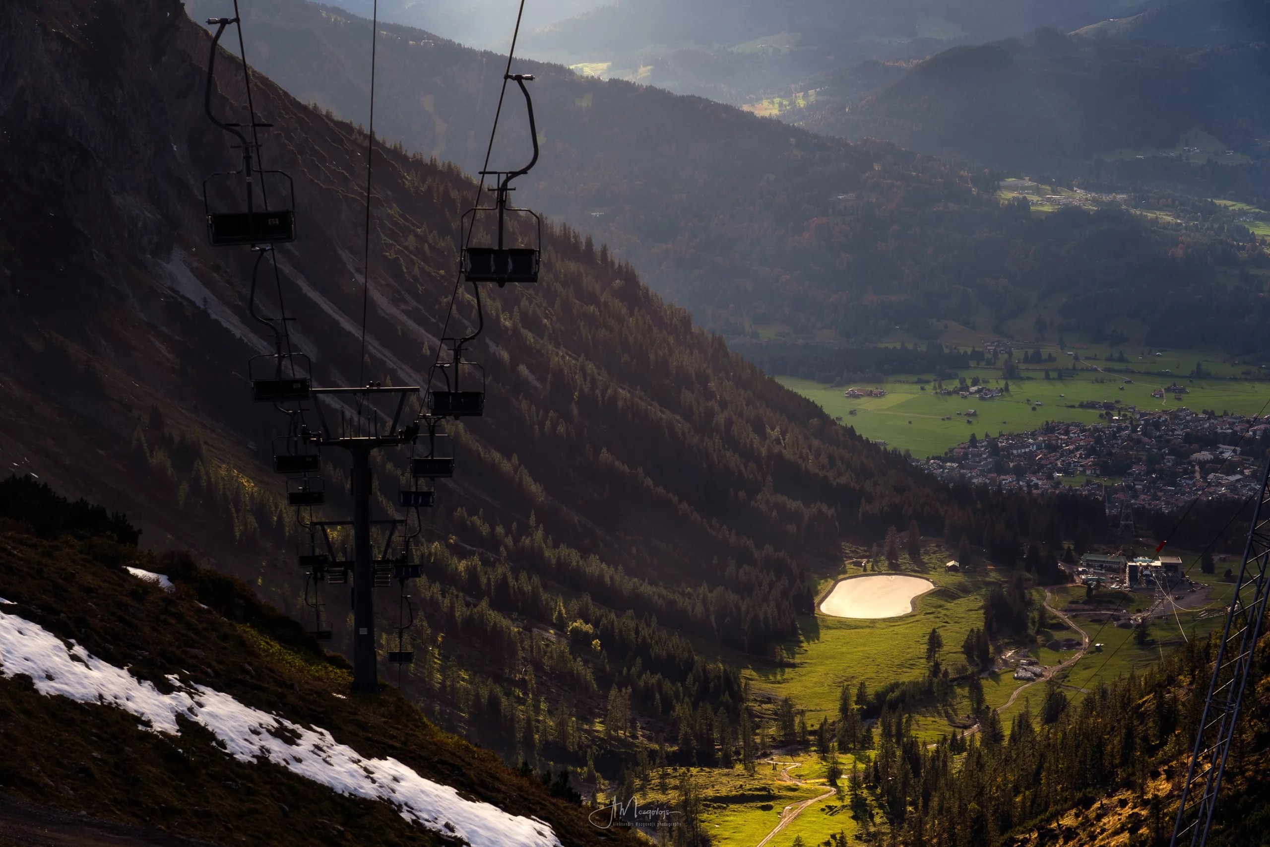 Sunset view on the Seealbe valley