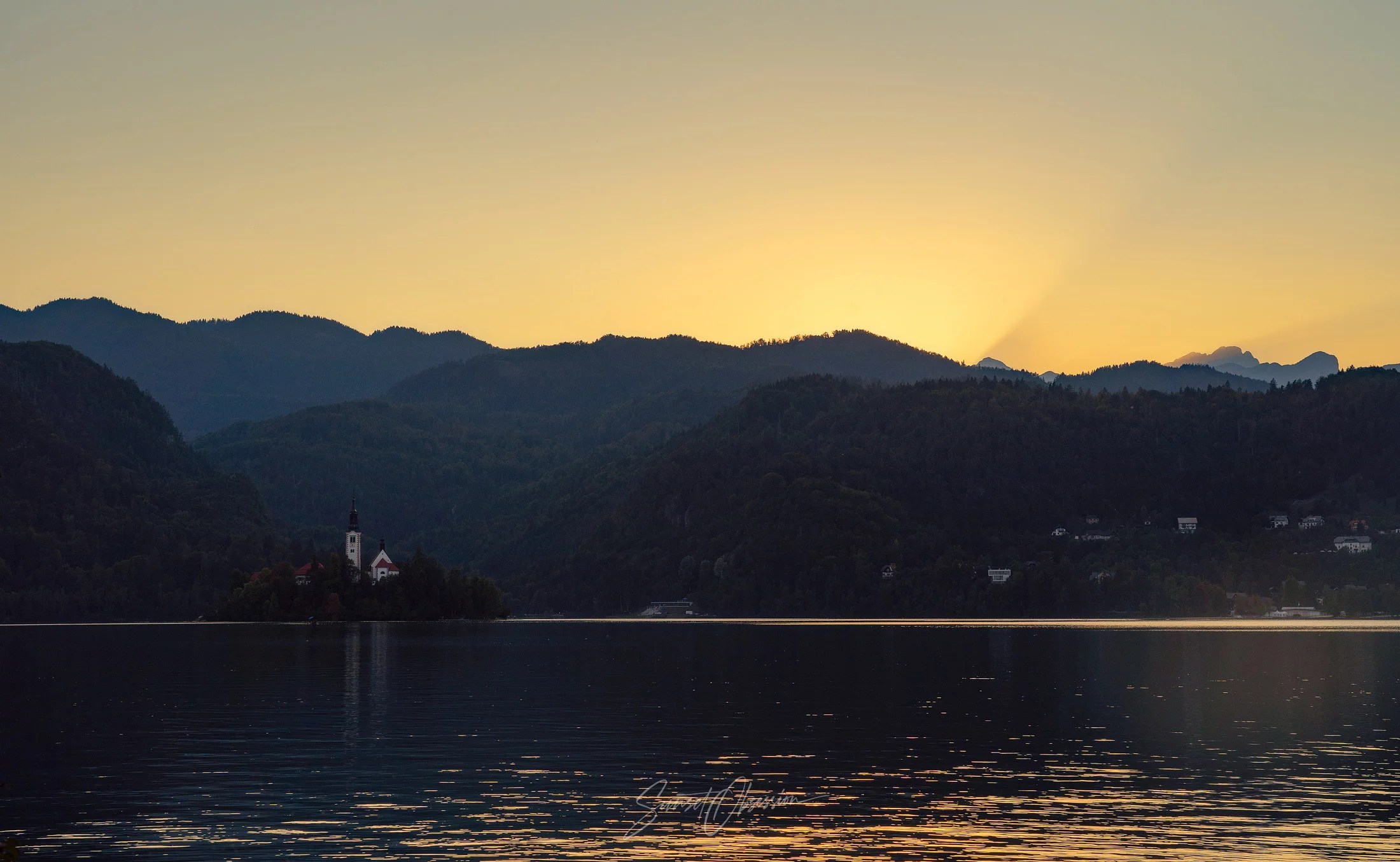 Sunrays over Lake Bled shortly before sunset
