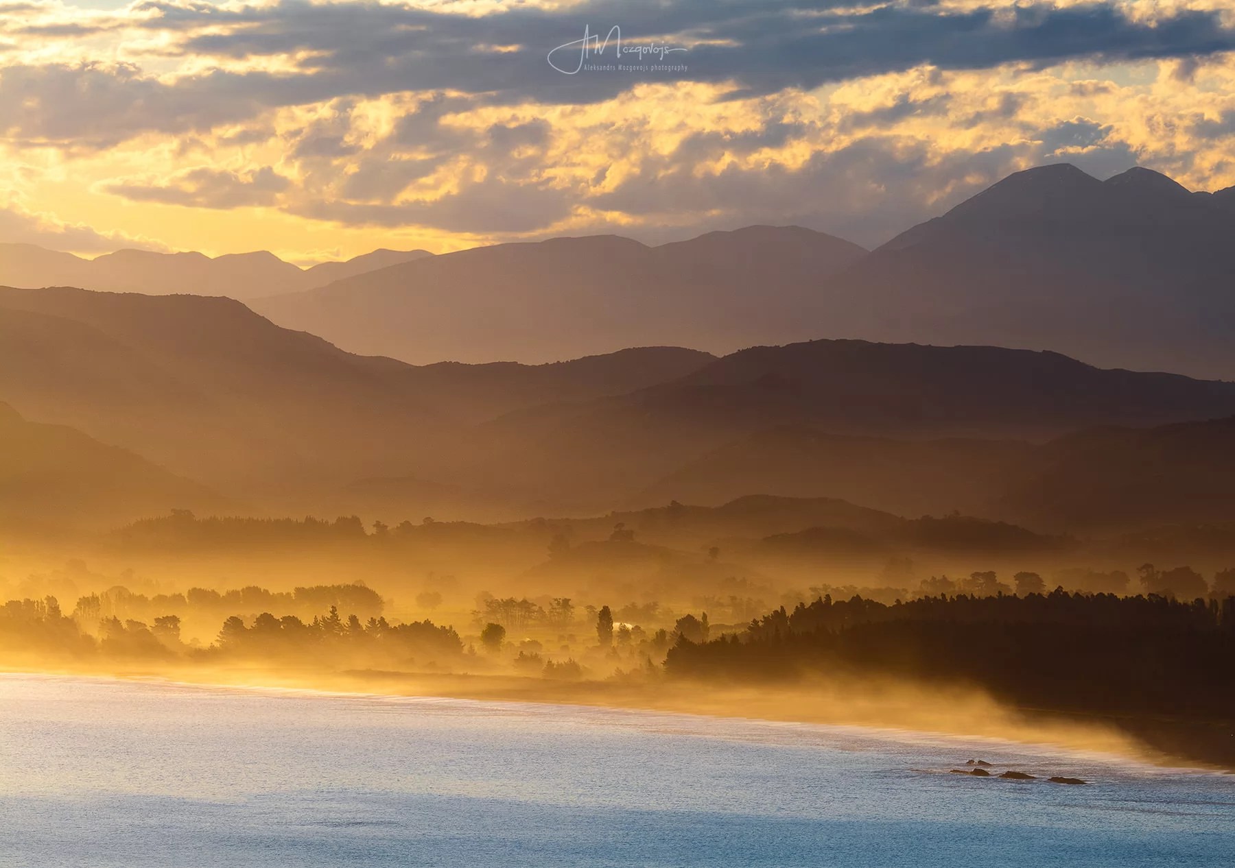 View to the west from the Kaikoura Lookout