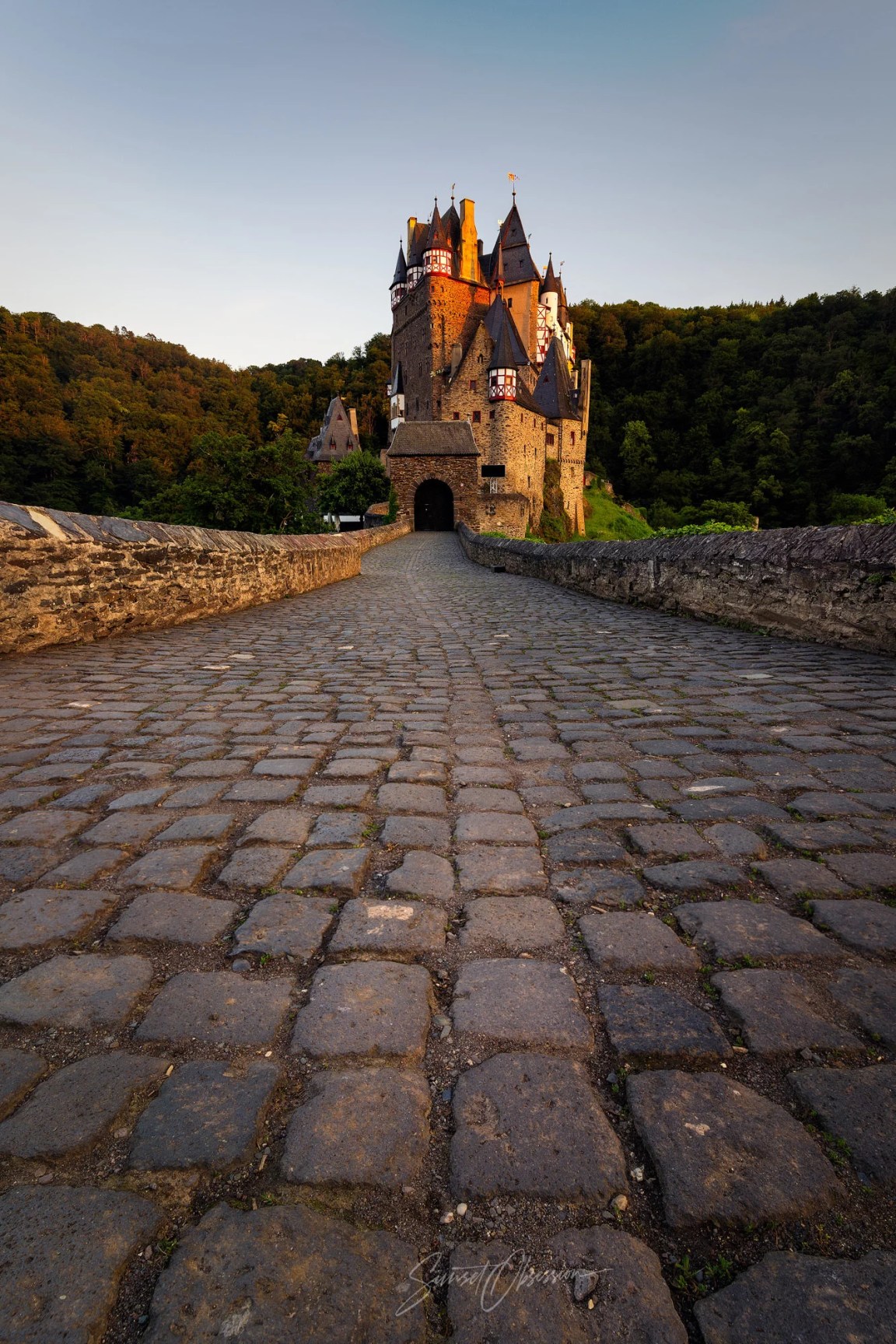 The cobbled causeway to Burg Eltz